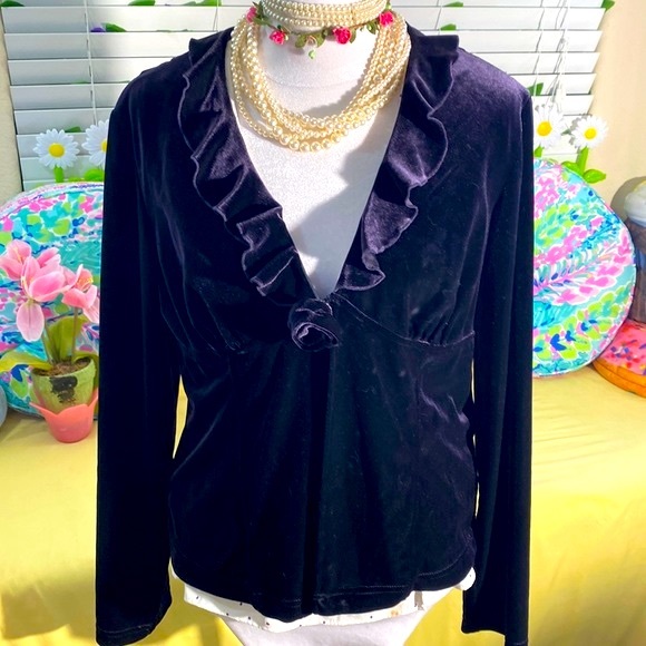 Deep purple caviar velvet open front jacket with ruffle and rosebud - Picture 1 of 7